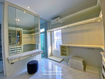 Luxury beautiful house For Sale at Nantawan Bangna km7 85 M.THB