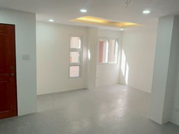 3 Bedroom  Baguio Townhouse