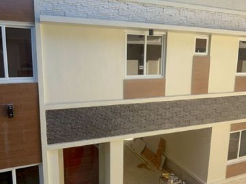 3 Bedroom  Baguio Townhouse