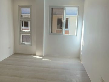 3 Bedroom  Baguio Townhouse