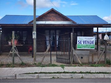 se vende casa en los niches,