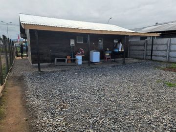 se vende casa en los niches,