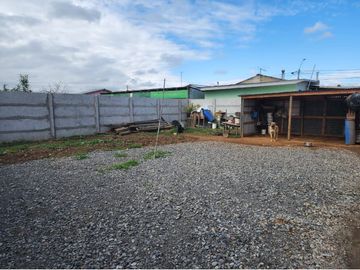 se vende casa en los niches,