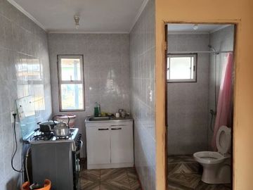 se vende casa en los niches,