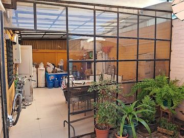 VENTA PROPIEDAD CON LOCAL COMERCIAL/ MAIPU