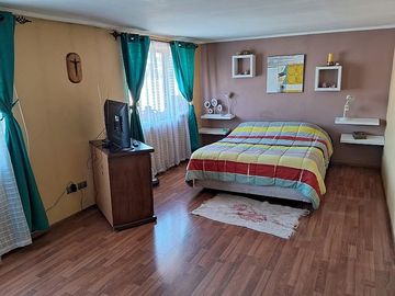 VENTA PROPIEDAD CON LOCAL COMERCIAL/ MAIPU