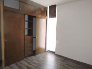 VENTA DE DEPARTAMENTO EN KOLORIA CENTRO SUR, VISTA PANORAMICA, AMENIDADES