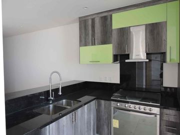 VENTA DE DEPARTAMENTO EN KOLORIA CENTRO SUR, VISTA PANORAMICA, AMENIDADES