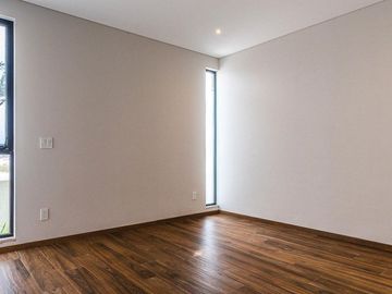 Casa en Venta en Querétaro, Lomas del Campanario Norte con acabados lujosos
