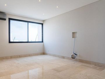 Casa en Venta en Querétaro, Lomas del Campanario Norte con acabados lujosos