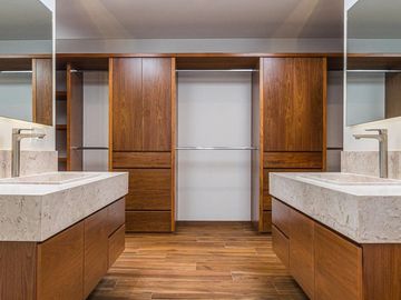 Casa en Venta en Querétaro, Lomas del Campanario Norte con acabados lujosos