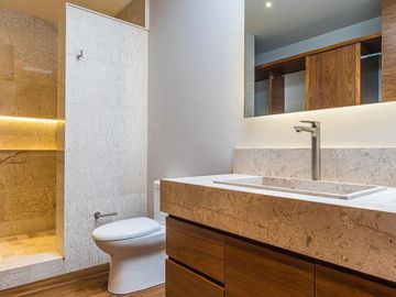 Casa en Venta en Querétaro, Lomas del Campanario Norte con acabados lujosos