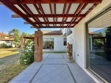 SAN FELIPE - VENTA CASA 4D 4B 3E PISCINA