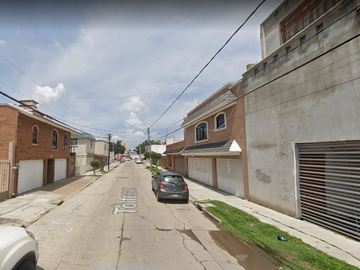 CASA EN VENTA EN LAS BUGAMBILIAS, LEON-GTO