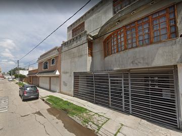 CASA EN VENTA EN LAS BUGAMBILIAS, LEON-GTO
