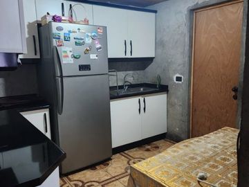CASA CON GRAN ESPACIO EN BARRIO TRANQUILO
