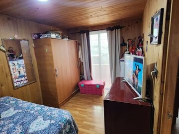 CASA CON GRAN ESPACIO EN BARRIO TRANQUILO