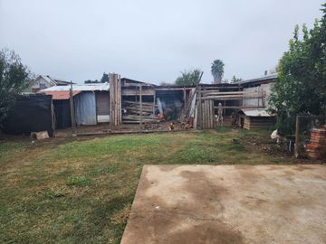 CASA CON GRAN ESPACIO EN BARRIO TRANQUILO