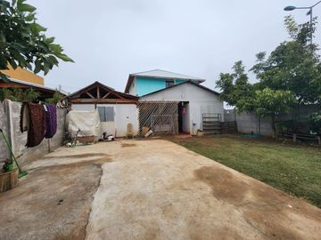 CASA CON GRAN ESPACIO EN BARRIO TRANQUILO