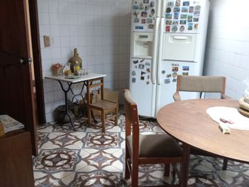 ESPECTACULAR DEPARTAMENTO CON UNA LINDA VISTA DE LIMA. SE VENDE POR VIAJE,
