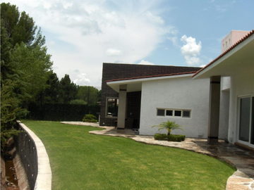 CASA EN SAN GIL CON VISTA PRIVILEGIADA AL CAMPO DE GOLF EN PASEO DEL CARACOL