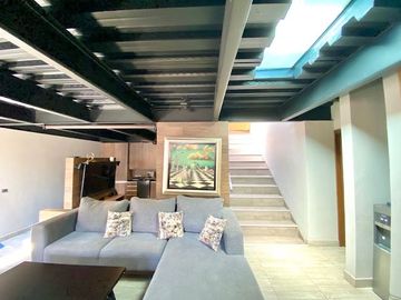 Hermosa casa dentro de coto La Loma en Bugambilias
