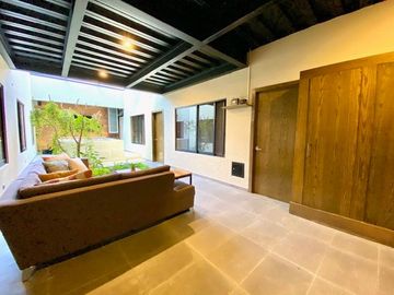 Hermosa casa dentro de coto La Loma en Bugambilias