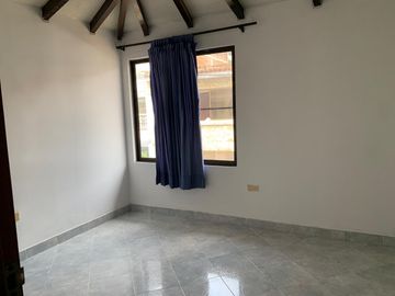 VENDO HERMOSA CASA EN CONDOMINIO AL SUR DE CALI EN EL BARRIO MELÉNDEZ