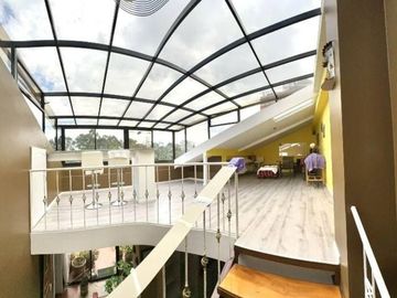 Lujoso Penthouse en venta 350m2C Sector Ordóñez Lasso