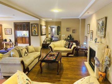Lujoso Penthouse en venta 350m2C Sector Ordóñez Lasso