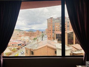 Lujoso Penthouse en venta 350m2C Sector Ordóñez Lasso