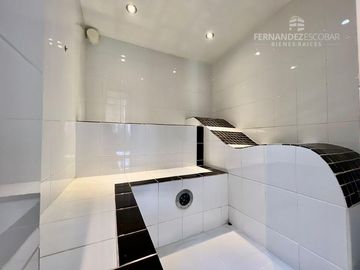 RINCONADA - VENDE CASA DOS PISOS 4D 4B PISICNA - COND. EL GOLF
