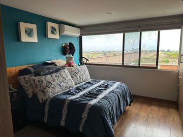 Casa en Venta en Lomas Virreyes, Calimaya  ** Amplio jardin y elelmentos de seguridad **