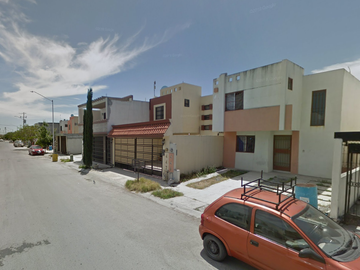 CASA EN REMATE BANCARIO EN PEDRO GUAJARDO , QUINTAS COLONIAL, APODACA , NUEVO LEON.