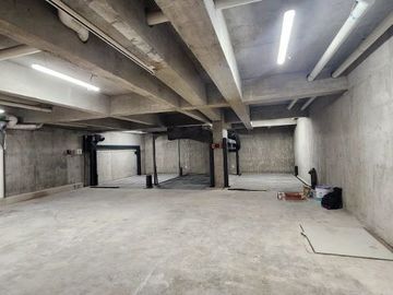 Venta de departamento con inquilino: 2 recámaras, 2 baños, 2 estacionamientos. Renta: 63mil mensuales! Col. Condesa