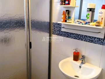 ¡Oportunidad Única! Dos Casas en Gran Terreno de 400 m² en El Bosque.