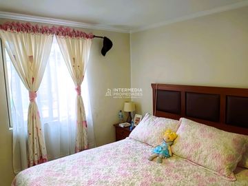 ¡Oportunidad Única! Dos Casas en Gran Terreno de 400 m² en El Bosque.