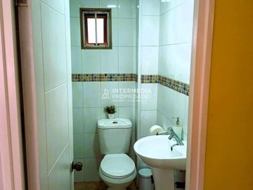 ¡Oportunidad Única! Dos Casas en Gran Terreno de 400 m² en El Bosque.