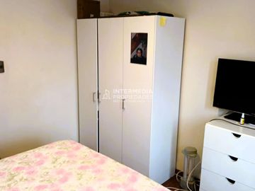¡Oportunidad Única! Dos Casas en Gran Terreno de 400 m² en El Bosque.