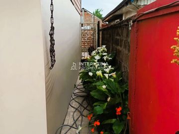 ¡Oportunidad Única! Dos Casas en Gran Terreno de 400 m² en El Bosque.