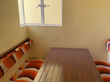 Venta de casa: 3 recámaras, 2.5 baños, 1 estudio, mezzanine, techos altos, jardín. Col. Narvarte Pte. cerca Metro Etiopía.