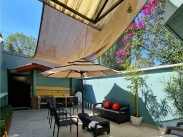 REMATE DE GRANDE CASA EN CIUDAD SATELITE, NAUCALPAN, EDO. MÉX.