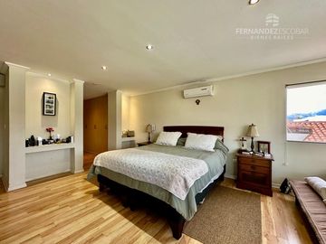 SAN FELIPE - VENDE CASA 4D 4B 3E PISCINA