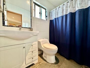 SAN FELIPE - VENDE CASA 4D 4B 3E PISCINA