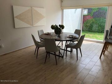 CASA EN VENTA CON HERMOSA VISTA