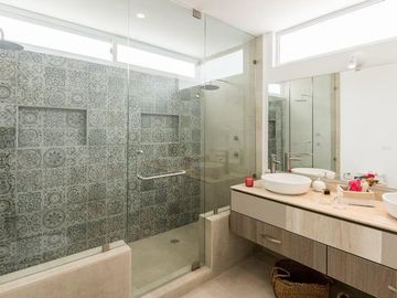 CASA EN VENTA CON HERMOSA VISTA