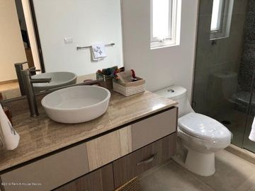 CASA EN VENTA CON HERMOSA VISTA