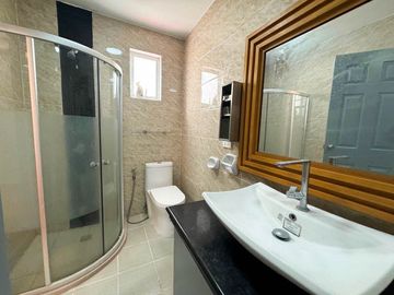 Contemporary 4 Bedrooms Well-Maintained 3-Storey House and Lot in Green Meadows @ Orchard Salitran 4 Dasmariñas Cavite