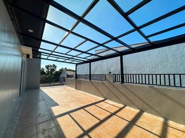 Contemporary 4 Bedrooms Well-Maintained 3-Storey House and Lot in Green Meadows @ Orchard Salitran 4 Dasmariñas Cavite