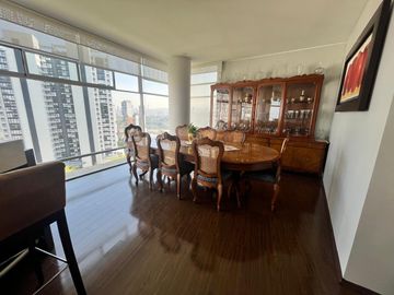 Venta departamento en Lo Alto de tres recámaras y family